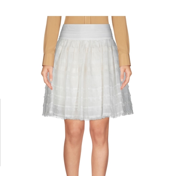 Silvian Heach designer White skirt - Picture 2 of 4